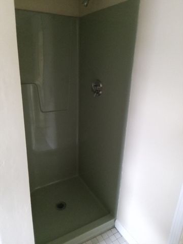121 King Philip Rd, Worcester, MA 01606