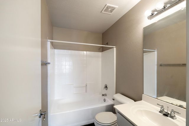 6610 E UNIVERSITY Drive 163, Mesa, AZ 85205