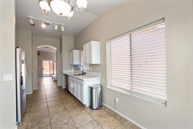 6610 E UNIVERSITY Drive 163, Mesa, AZ 85205