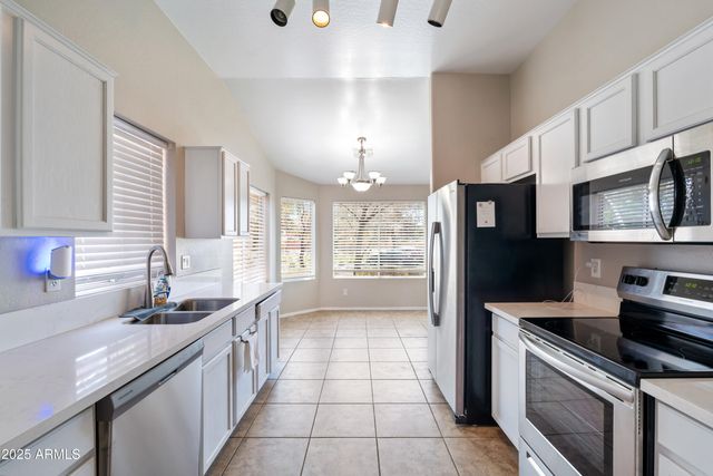 6610 E UNIVERSITY Drive 163, Mesa, AZ 85205