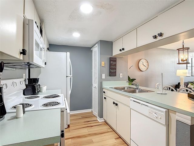 2753 N POINCIANA BOULEVARD 37, Kissimmee, FL 34746