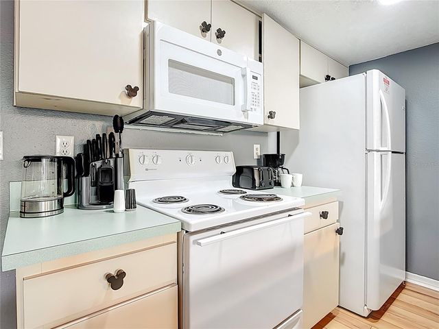 2753 N POINCIANA BOULEVARD 37, Kissimmee, FL 34746