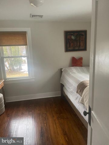 40 SCOTT AVE, Princeton Junction, NJ 08550