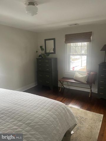 40 SCOTT AVE, Princeton Junction, NJ 08550