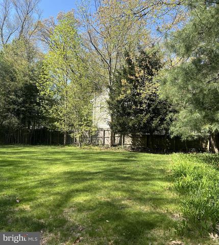 40 SCOTT AVE, Princeton Junction, NJ 08550