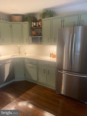 40 SCOTT AVE, Princeton Junction, NJ 08550