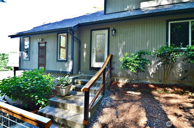 1923 SE Maple Drive, Chehalis, WA 98532