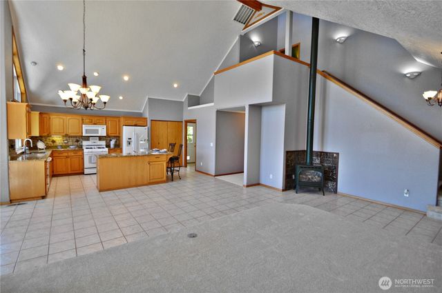 1923 SE Maple Drive, Chehalis, WA 98532