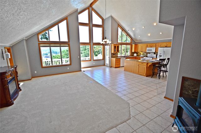 1923 SE Maple Drive, Chehalis, WA 98532