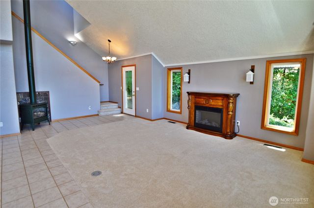 1923 SE Maple Drive, Chehalis, WA 98532