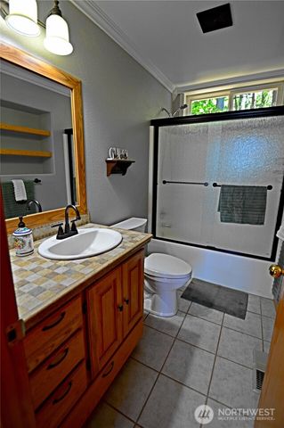 1923 SE Maple Drive, Chehalis, WA 98532