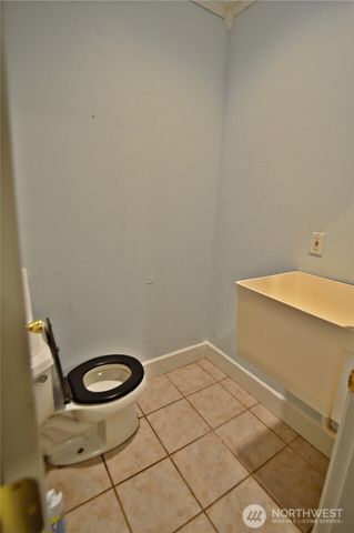 1923 SE Maple Drive, Chehalis, WA 98532