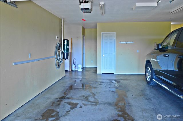 1923 SE Maple Drive, Chehalis, WA 98532