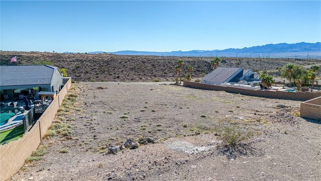 2881 Country Hills Road, Bullhead City, AZ 86442