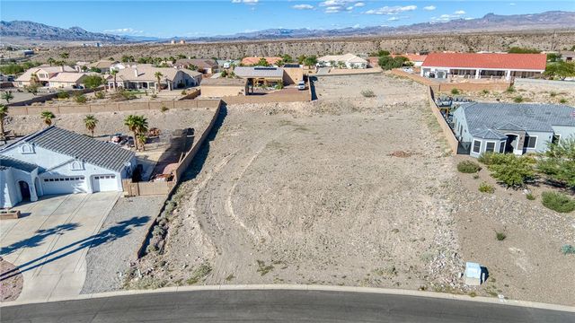 2881 Country Hills Road, Bullhead City, AZ 86442