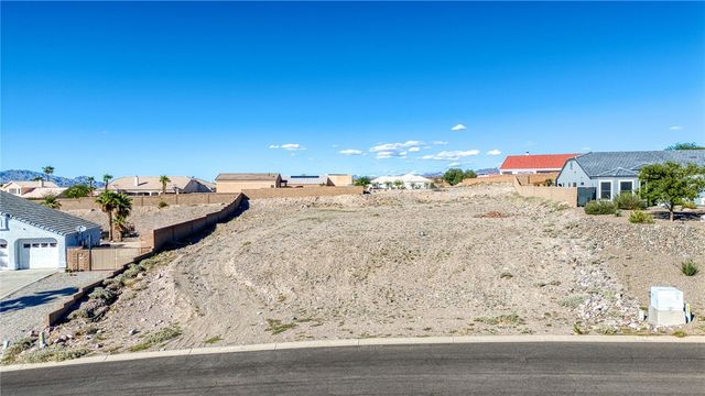2881 Country Hills Road, Bullhead City, AZ 86442