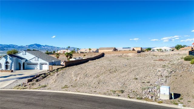2881 Country Hills Road, Bullhead City, AZ 86442