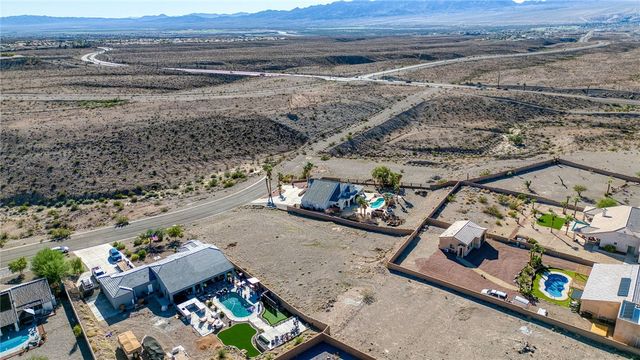 2881 Country Hills Road, Bullhead City, AZ 86442