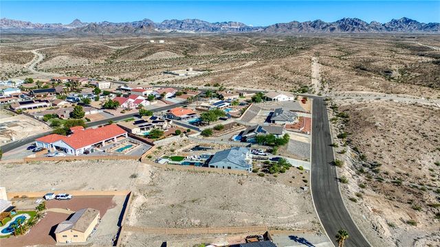 2881 Country Hills Road, Bullhead City, AZ 86442