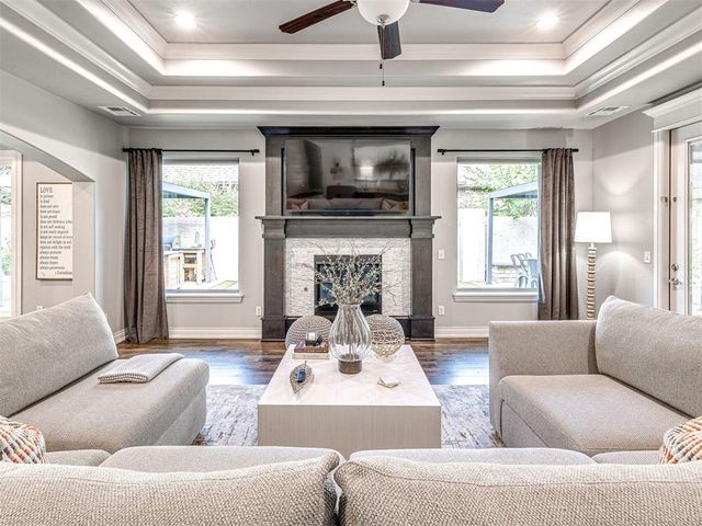 1065 Villas Creek Drive, Edmond, OK 73003