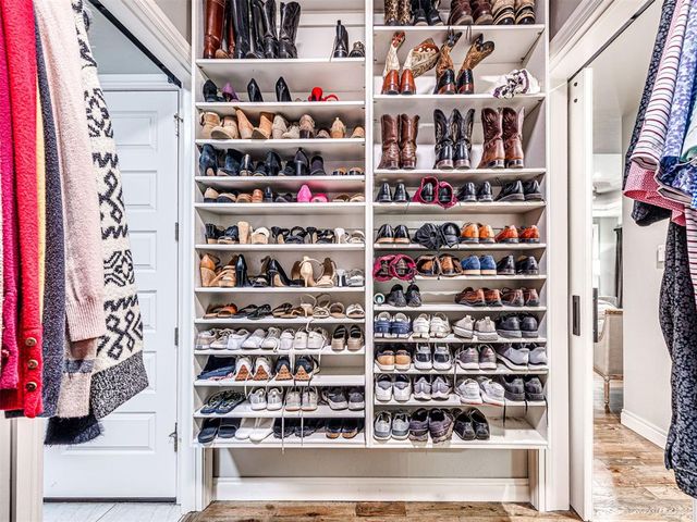 1065 Villas Creek Drive, Edmond, OK 73003