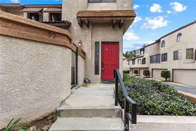 22 Mesquite Place, Pomona, CA 91766
