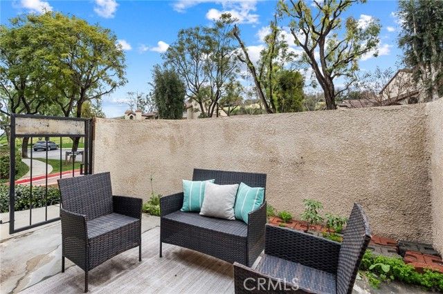 22 Mesquite Place, Pomona, CA 91766