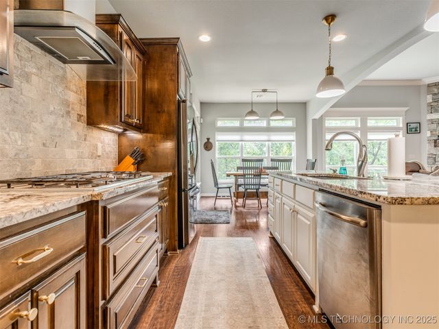 4515 W 93rd Street, Tulsa, OK 74132