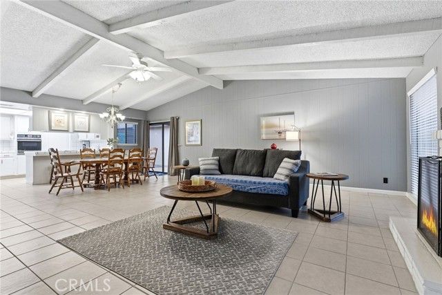 3737 W Hillsdale Avenue, Visalia, CA 93291