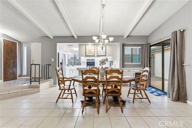 3737 W Hillsdale Avenue, Visalia, CA 93291