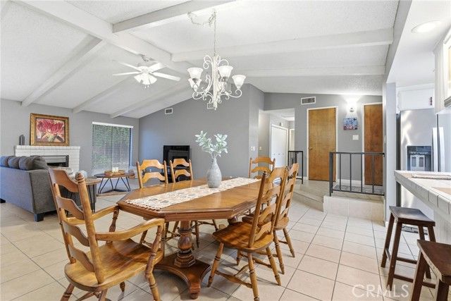 3737 W Hillsdale Avenue, Visalia, CA 93291