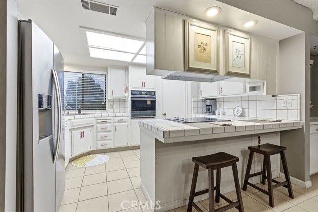 3737 W Hillsdale Avenue, Visalia, CA 93291