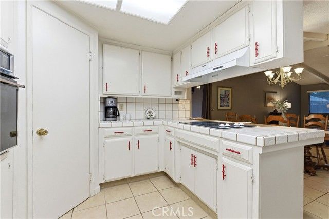 3737 W Hillsdale Avenue, Visalia, CA 93291