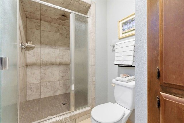 3737 W Hillsdale Avenue, Visalia, CA 93291