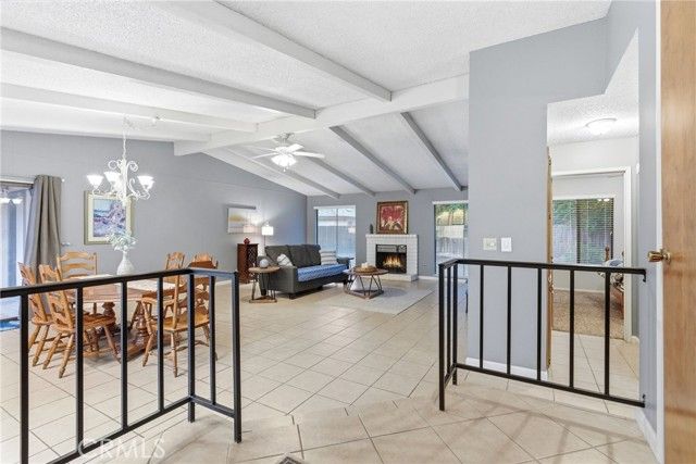 3737 W Hillsdale Avenue, Visalia, CA 93291