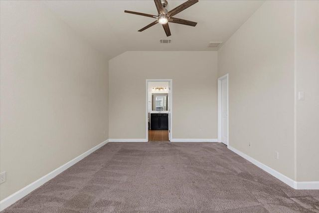 120 Cyril DR, Hutto, TX 78634