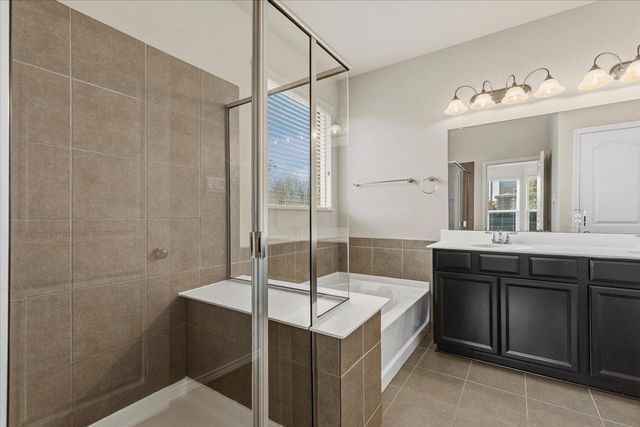 120 Cyril DR, Hutto, TX 78634