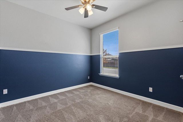 120 Cyril DR, Hutto, TX 78634