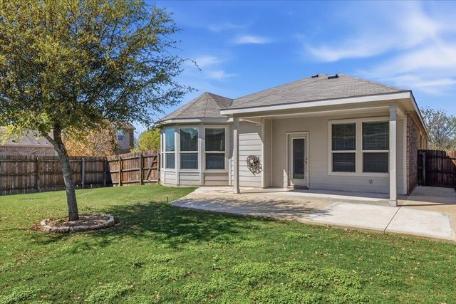 120 Cyril DR, Hutto, TX 78634