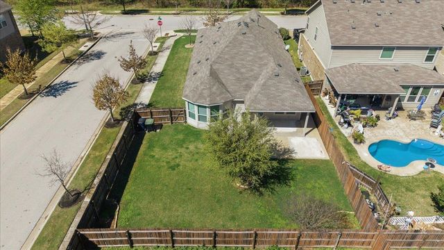 120 Cyril DR, Hutto, TX 78634