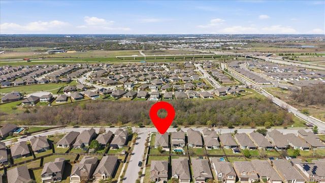 120 Cyril DR, Hutto, TX 78634