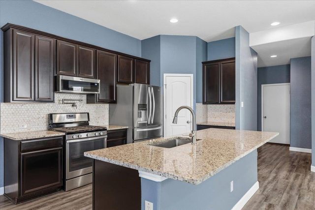 120 Cyril DR, Hutto, TX 78634