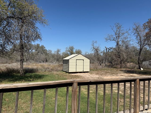 195 Ashford, Poteet, TX 78065