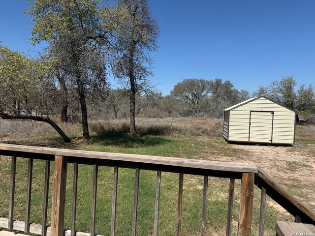 195 Ashford, Poteet, TX 78065