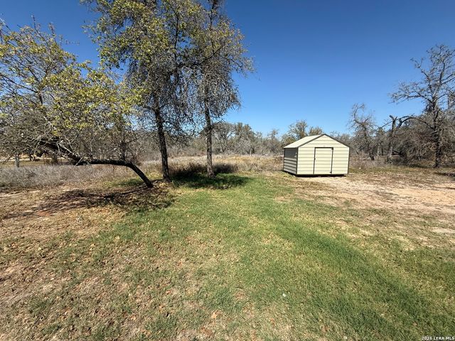 195 Ashford, Poteet, TX 78065