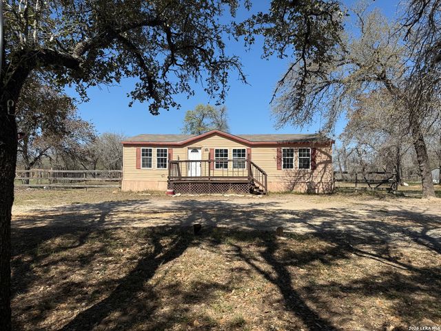195 Ashford, Poteet, TX 78065