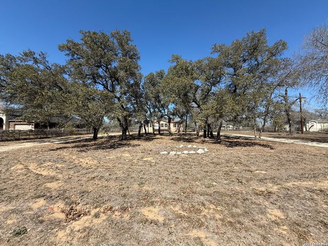 195 Ashford, Poteet, TX 78065