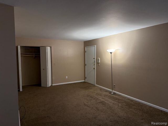 982 N Adams Road 4, Birmingham, MI 48009