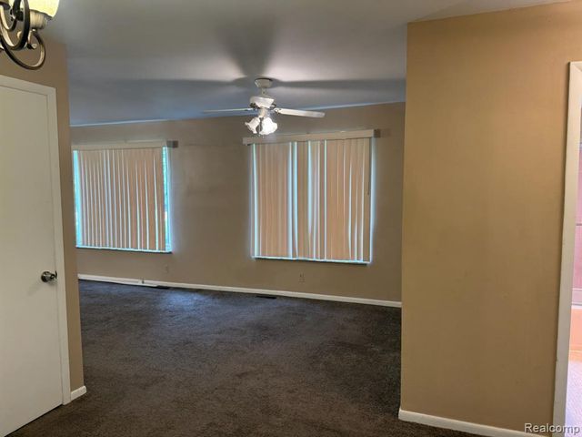 982 N Adams Road 4, Birmingham, MI 48009