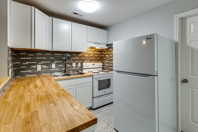 501 Cedarmont Dr, Antioch, TN 37013